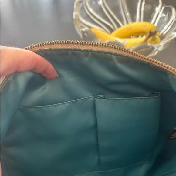 Coach Poppy drawstring Signature Beige and Tan Shoulder Bag - Picture 9 of 17